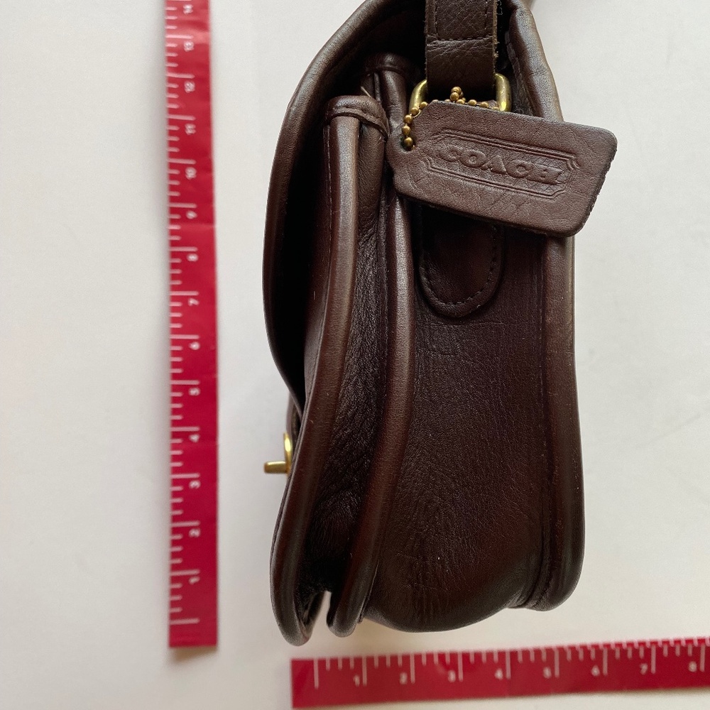 Coach Vintage Prairie Style Crossbody/Shoulder Purse in Mahogany Brown Leather - Picture 5 of 8